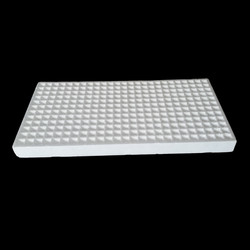 白いEPPEPS泡のシドリングトレイ 2132,50,72,105,128200 セル