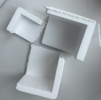 EPS鋳造泡角保護具プラスハード高密度三角形 右角 パウリロンの包装セット 角の家具 衝突防止の包装