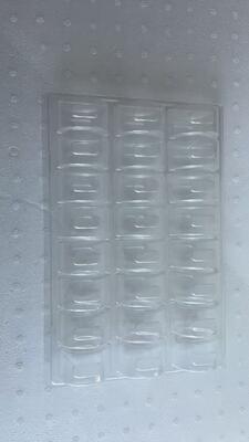 食品級PET0.55mm厚さと再利用可能なデザインのマカロン用プラスチックトレイ