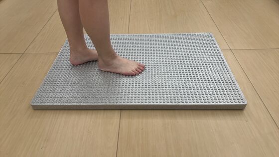 Mold Resistant Fast Drainage Shower Mat with Massage Bumps Non Slip Bathroom Mat for Wet Areas
